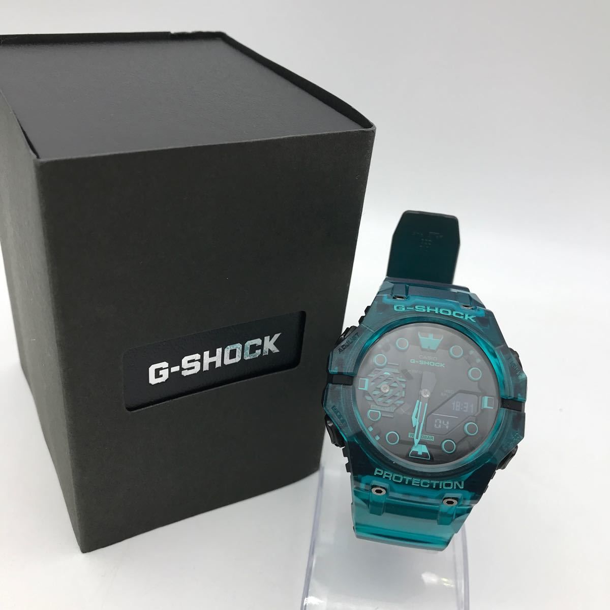 CASIO カシオ G-SHOCK ジーショック GA-B001G-2AJF 腕時計 箱付き 美品 