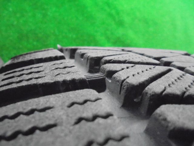 スタッドレス トヨタ純正