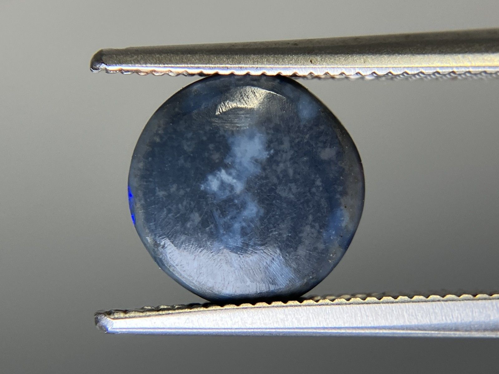 ブラックオパール 天然 1.418ct 中央宝石ソーティング付き 9.2㎜×9.0  