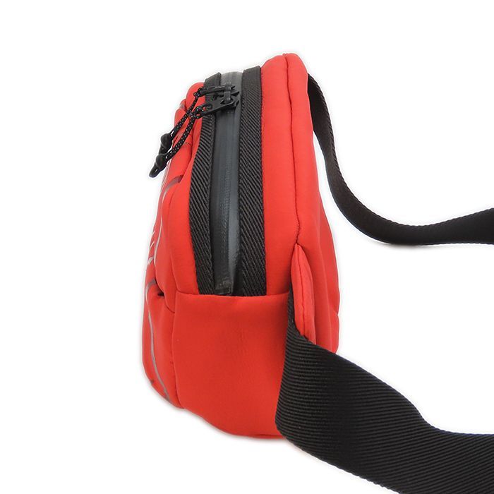 モンクレール】ウエストポーチ CUT BELT BAG H209A5M00005