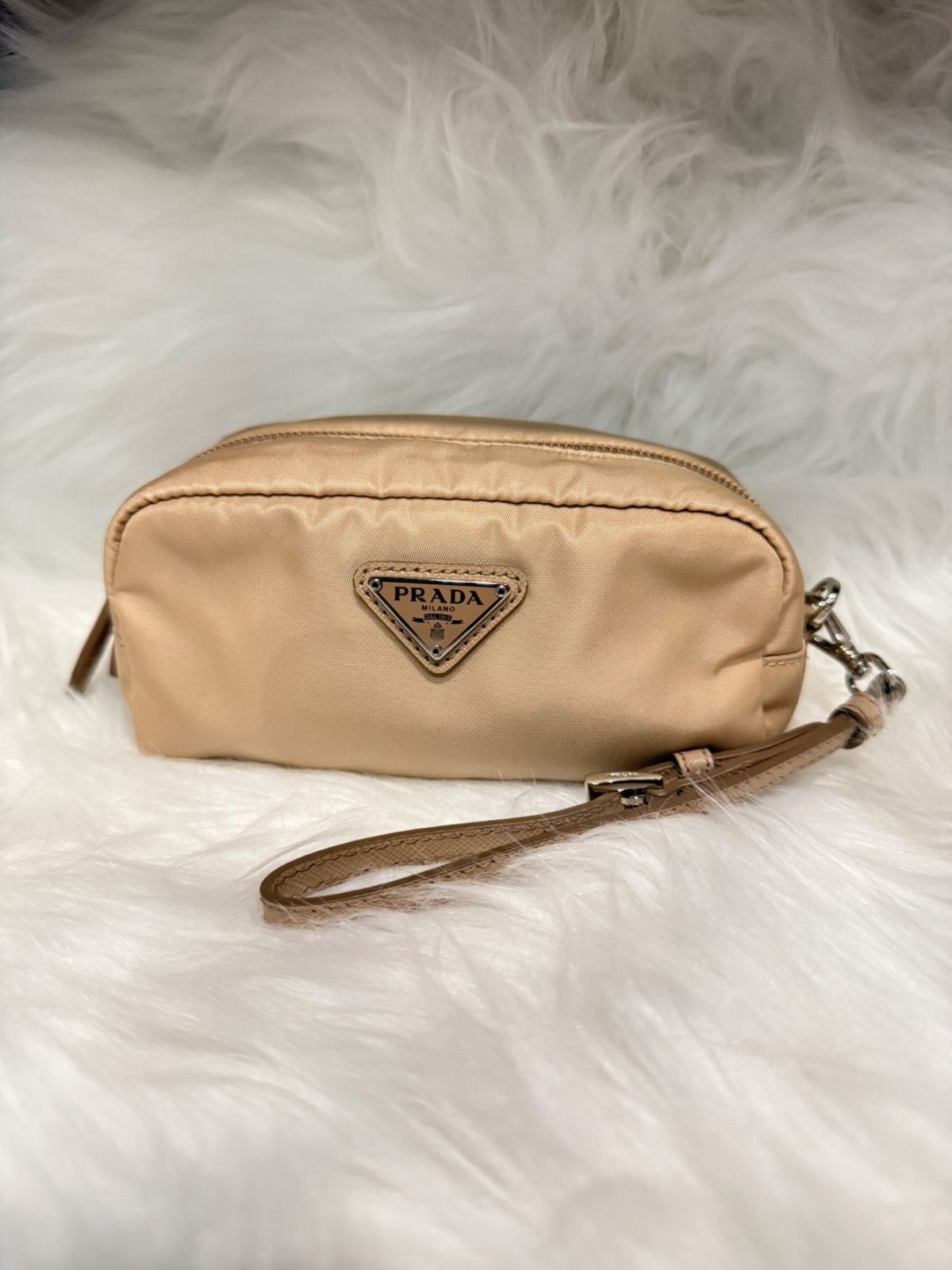 プラダ PRADA ポーチ ベージュ メイク トライアングル ハンドバッグ