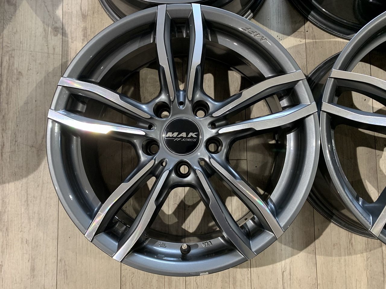 2307027】ABE SHOKAI MAK MFF LUFT FF ホイール 17インチ 17×7.5J +32