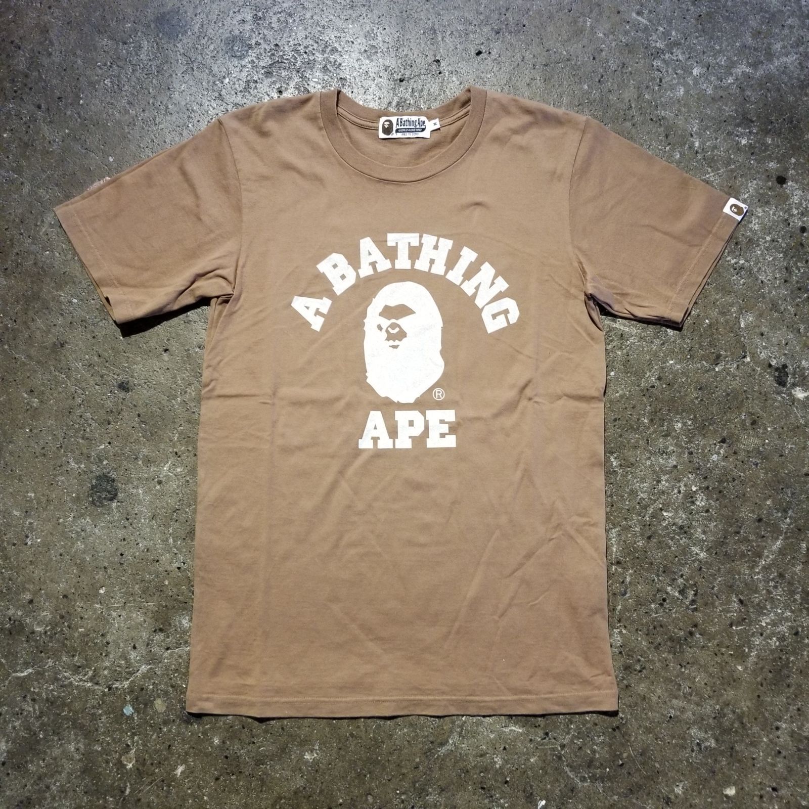 A BATHING APE カレッジロゴ Tシャツ ビッグロゴ M アベイシングエイプ 