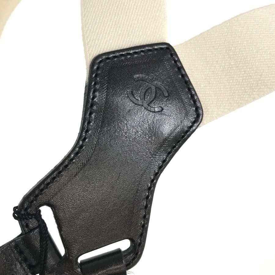シャネル CHANEL サスペンダー ホワイト ブラック キャンバス レザー