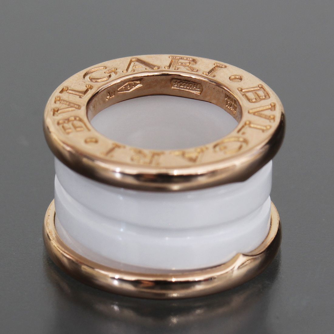 ブルガリ ビーゼロワン 白セラ ネックレストップ Au750 K18PG