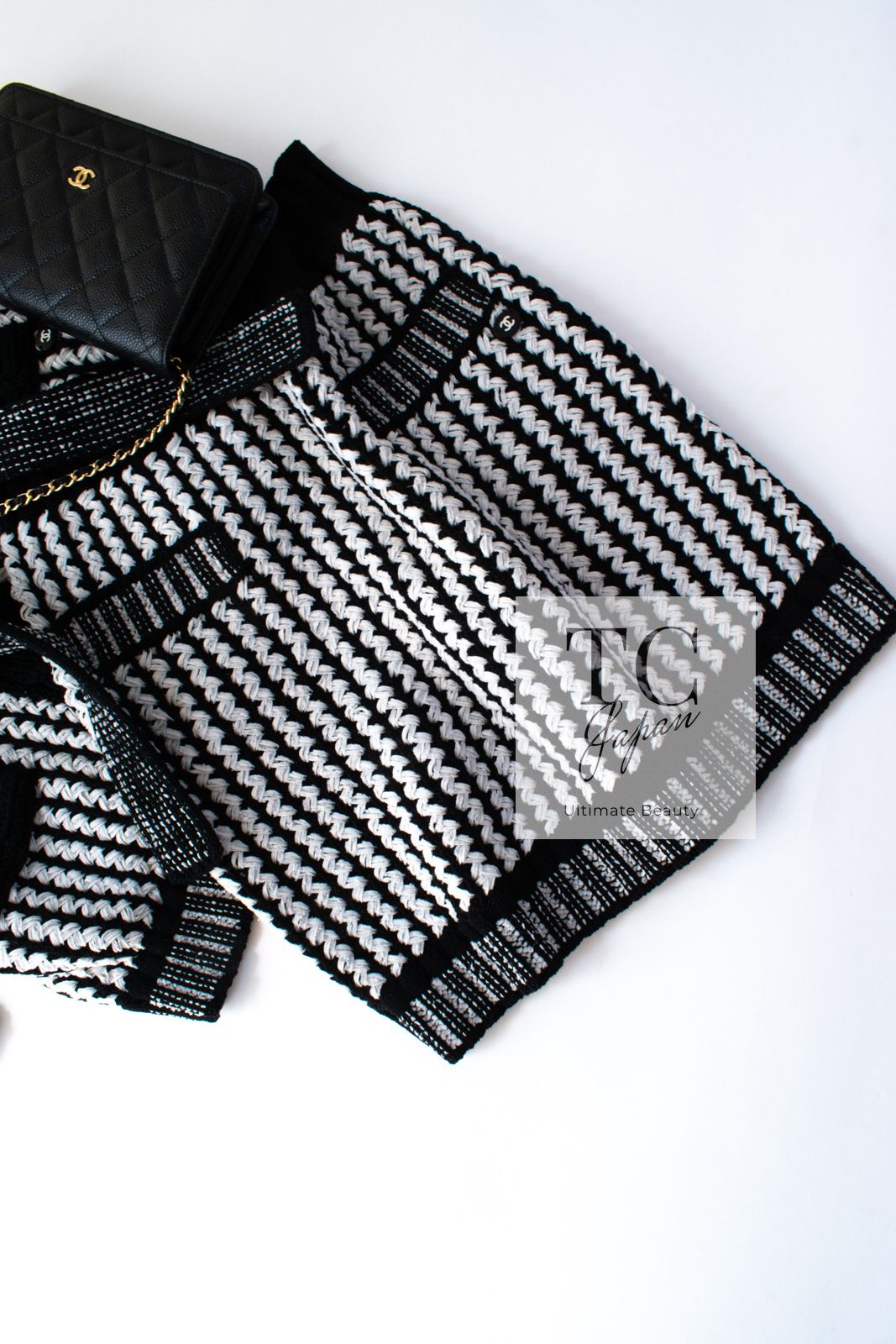 売れ筋商品|||シャネル カーディガン セットアップ CHANEL ブラック 黒 オフ ホワイト やわらか ストレッチ コットン ニット スカート 超美品 36 38 CHANEL - シャネル カーディガン セットアップ CHANEL ブラック