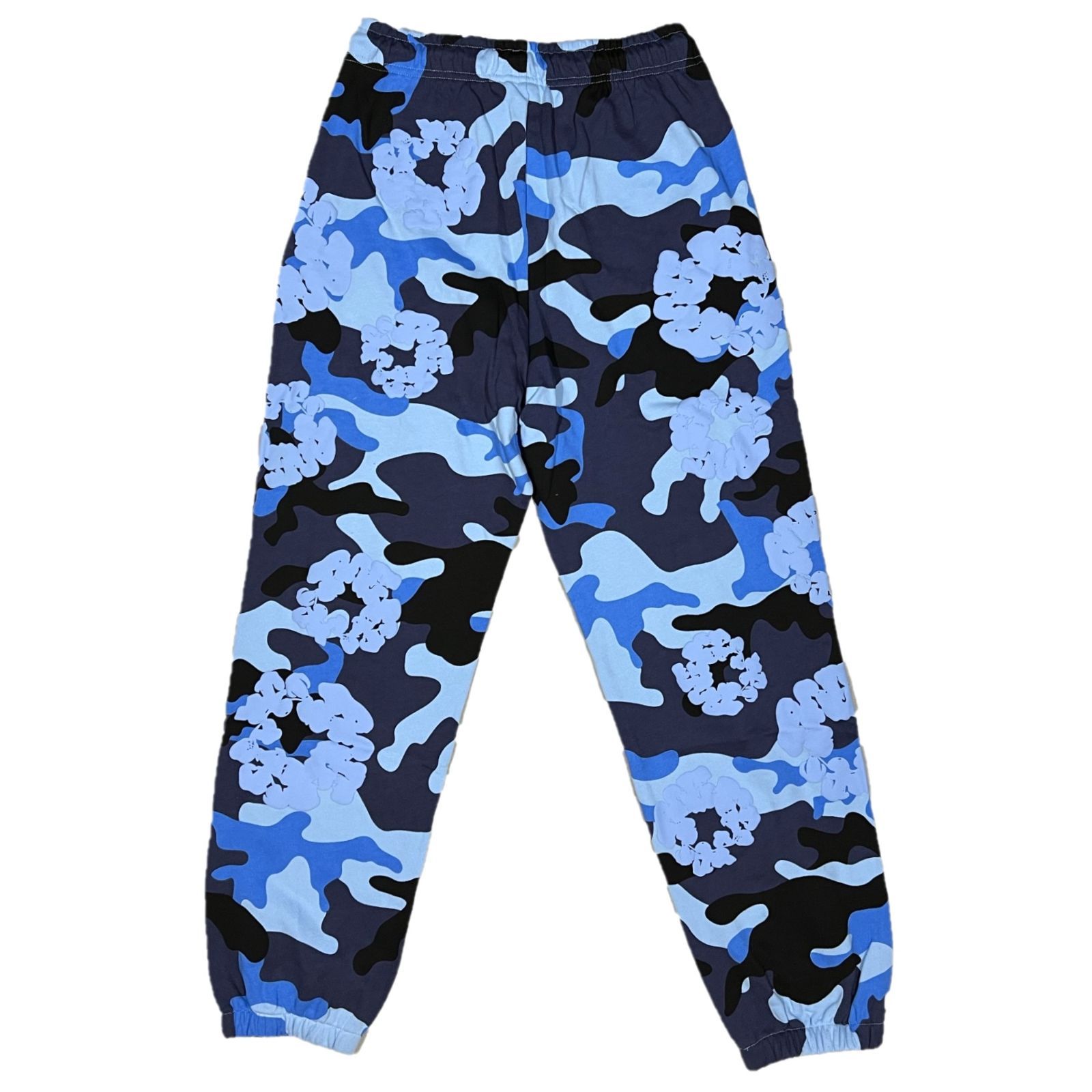 デニムティアーズ フラワープリント カモデザイン スウェットパンツ ブルー