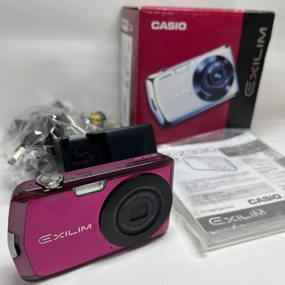 CASIO EXILIM EX-Z330ピンク 充電器付き CASIO EXILIM EX-Z330ピンク