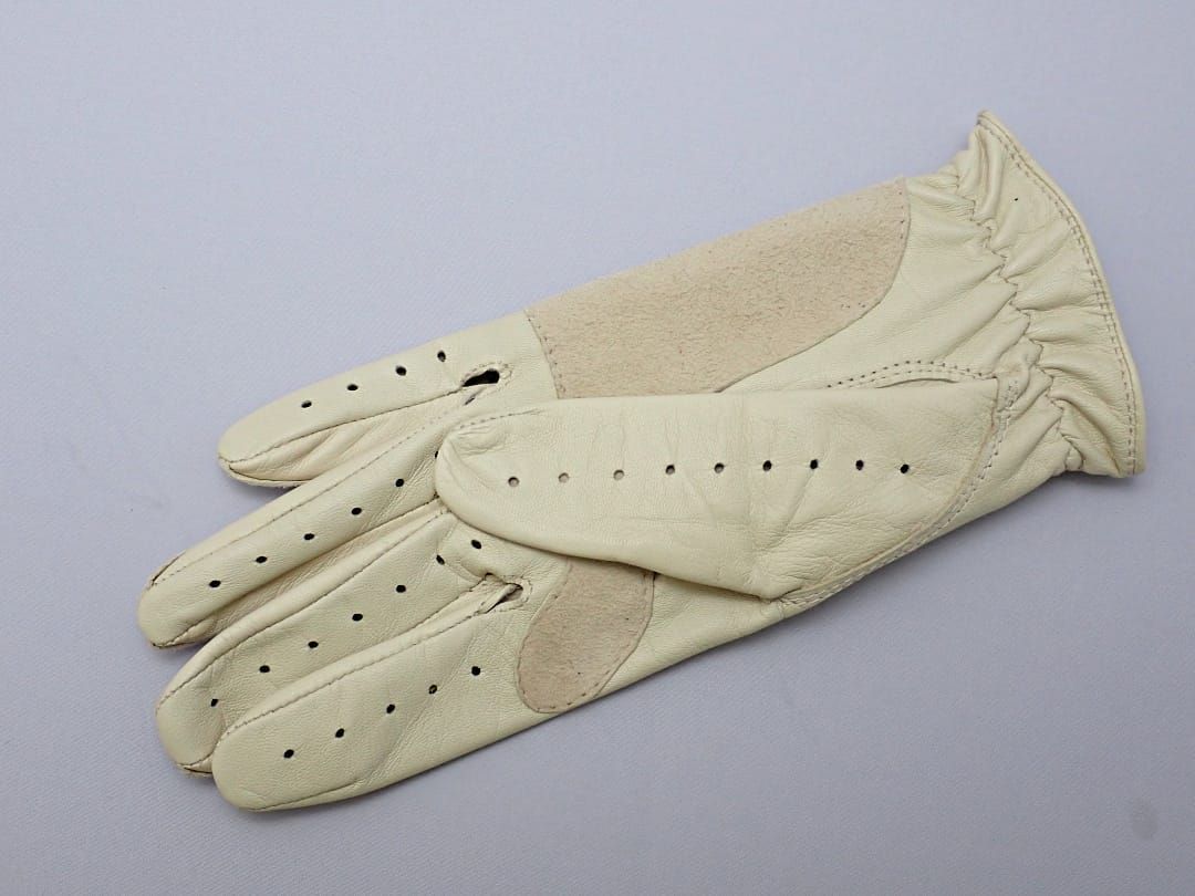 HERMES 手袋　グローブ ラム　レザー 7 1/2 a490 HERMES 手袋 グローブ ラム レザー 7 1/2 a490 HERMES 手袋