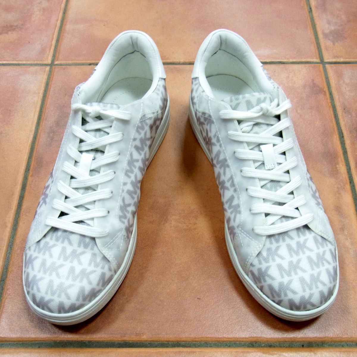 Michael Kors(マイケルコース) スニーカー ロゴ シューズ 靴 MICHAEL KORS - 新品 マイケルコース ロゴスニーカーの通販 by