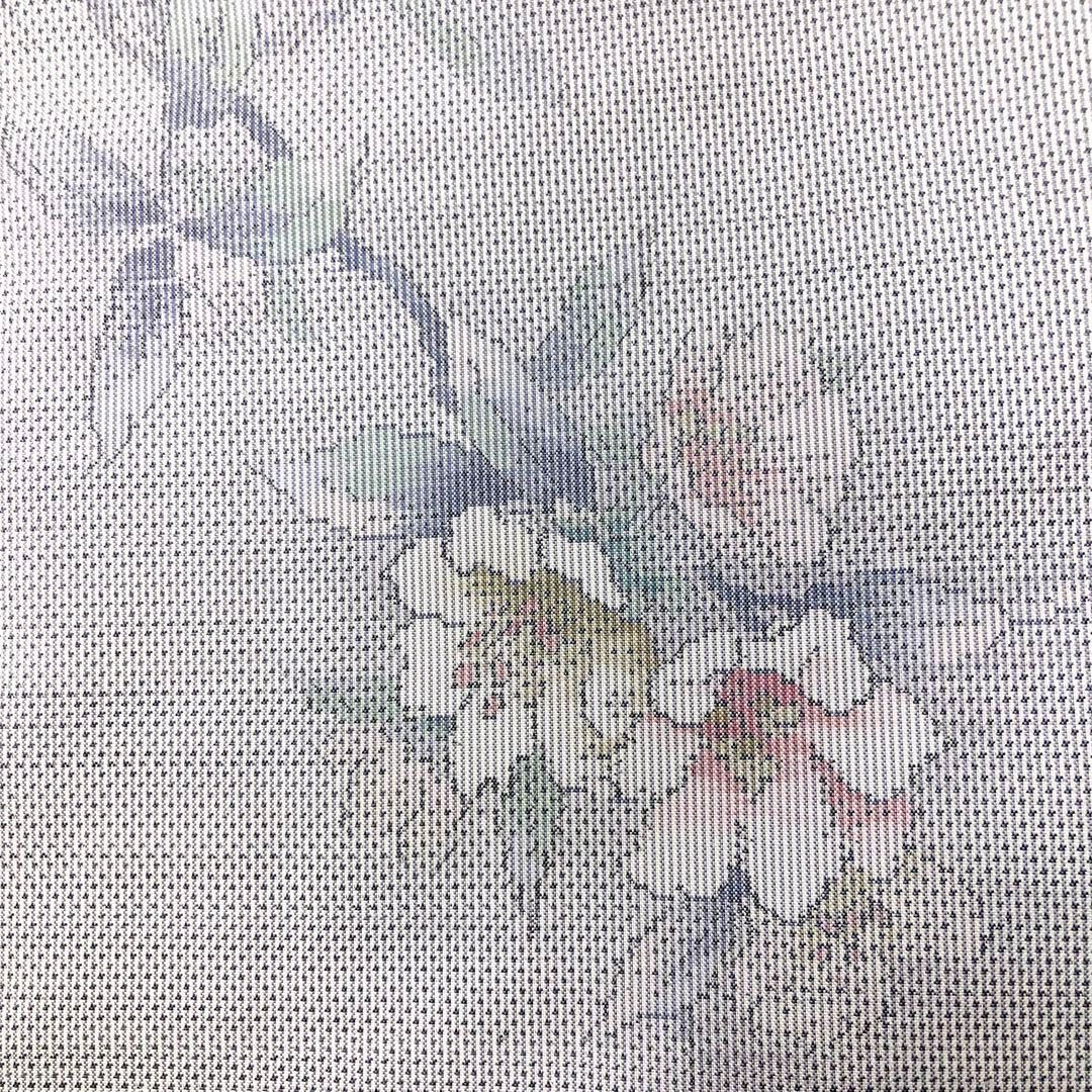 本場大島紬 白大島 美しい花模様 小町鼠色 しつけ糸 K-4530