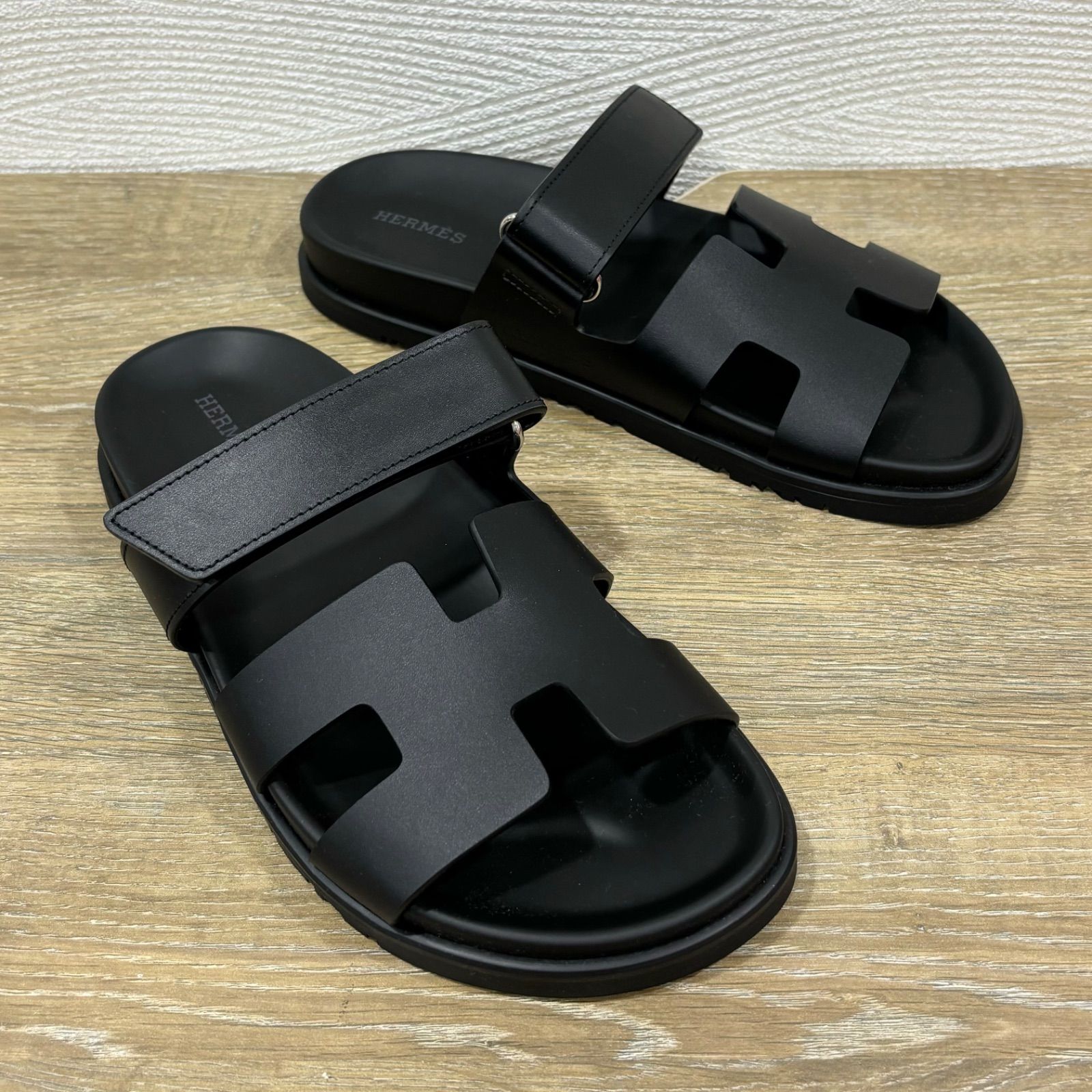 エルメス　HERMES シプレ　37 サンダル　ブラック　24 エルメス HERMES シプレ 37 サンダル ブラック 24 【公式通販】