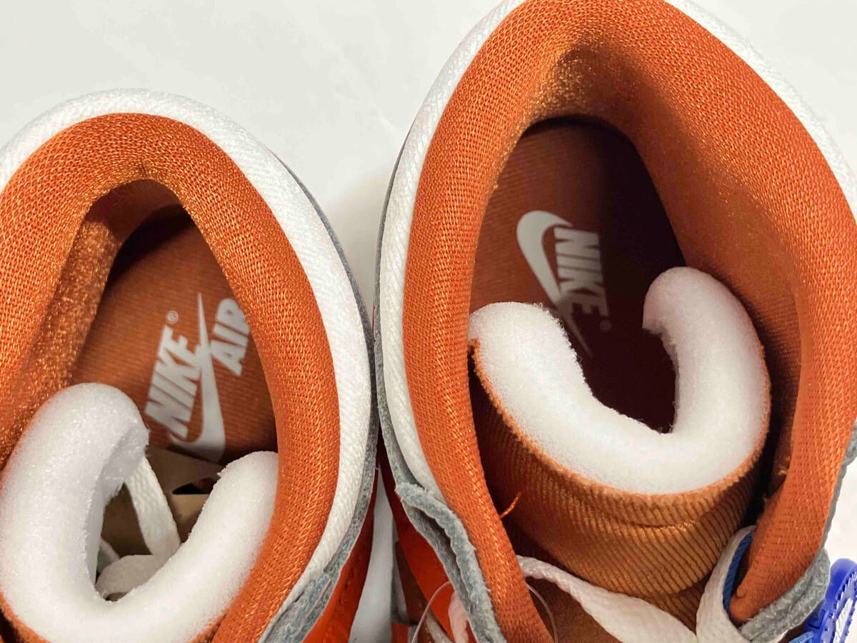 NIKE WMNS