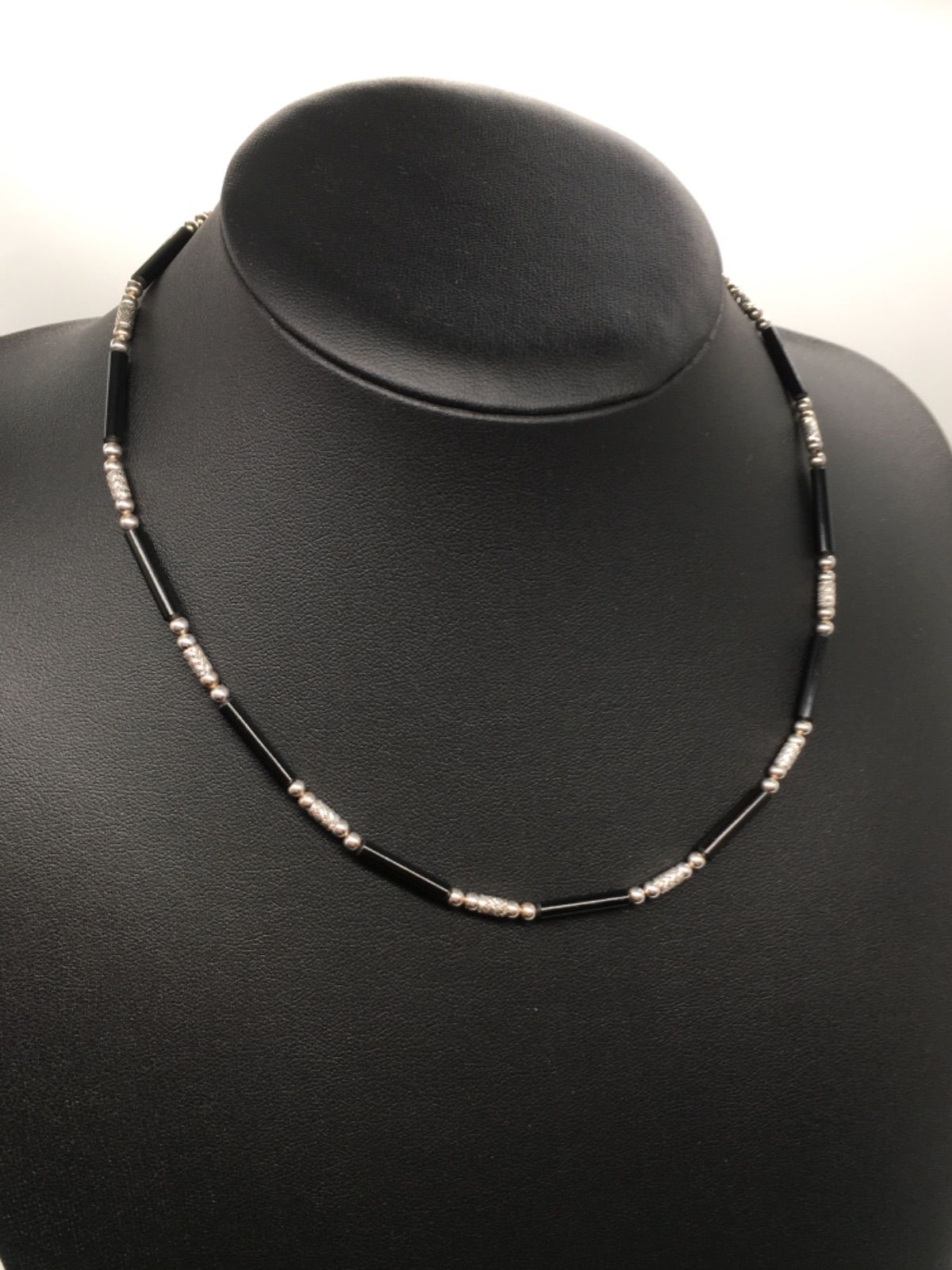 ブラックシリカ ネックレス 43cm 18金チェーン K18WG 医健