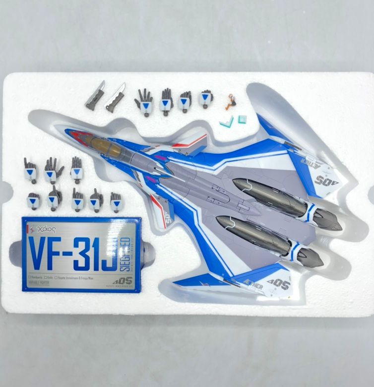 【中古】バンダイ　DX超合金 VF-31J ジークフリード(ハヤテ･インメルマン機)　開封品　箱傷み有[70][240070153912] 中古】バンダイ DX超合金 VF-31J ジークフリード(ハヤテ