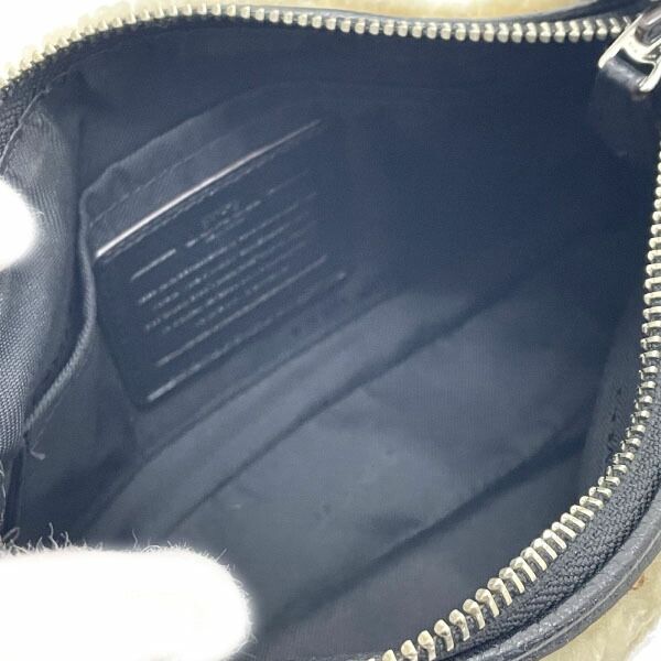 アイボリー系 ブラック