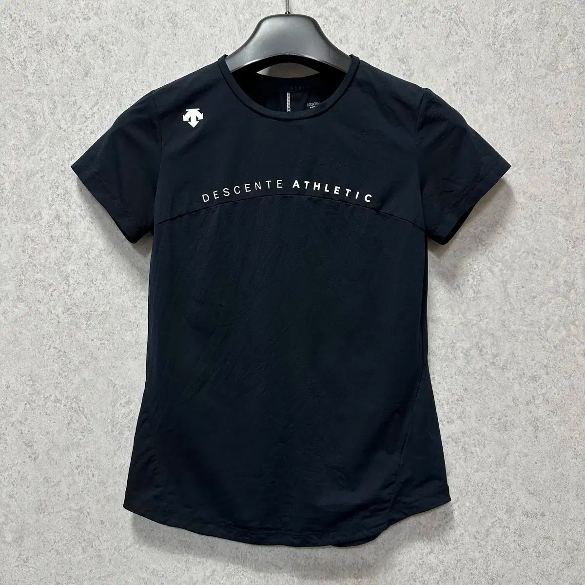 DESCENTEレディース 韓国 シャツのみ 90 DESCENTE(デサント) レディース 機能性 半袖 Tシャツ - メルカリ