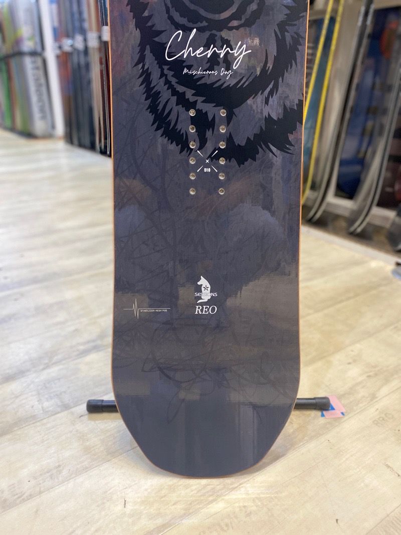 【新品未使用】SESSIONS AWESOME 147cm スノーボード 新品未使用】SESSIONS AWESOME 147cm スノーボード SESSIONS