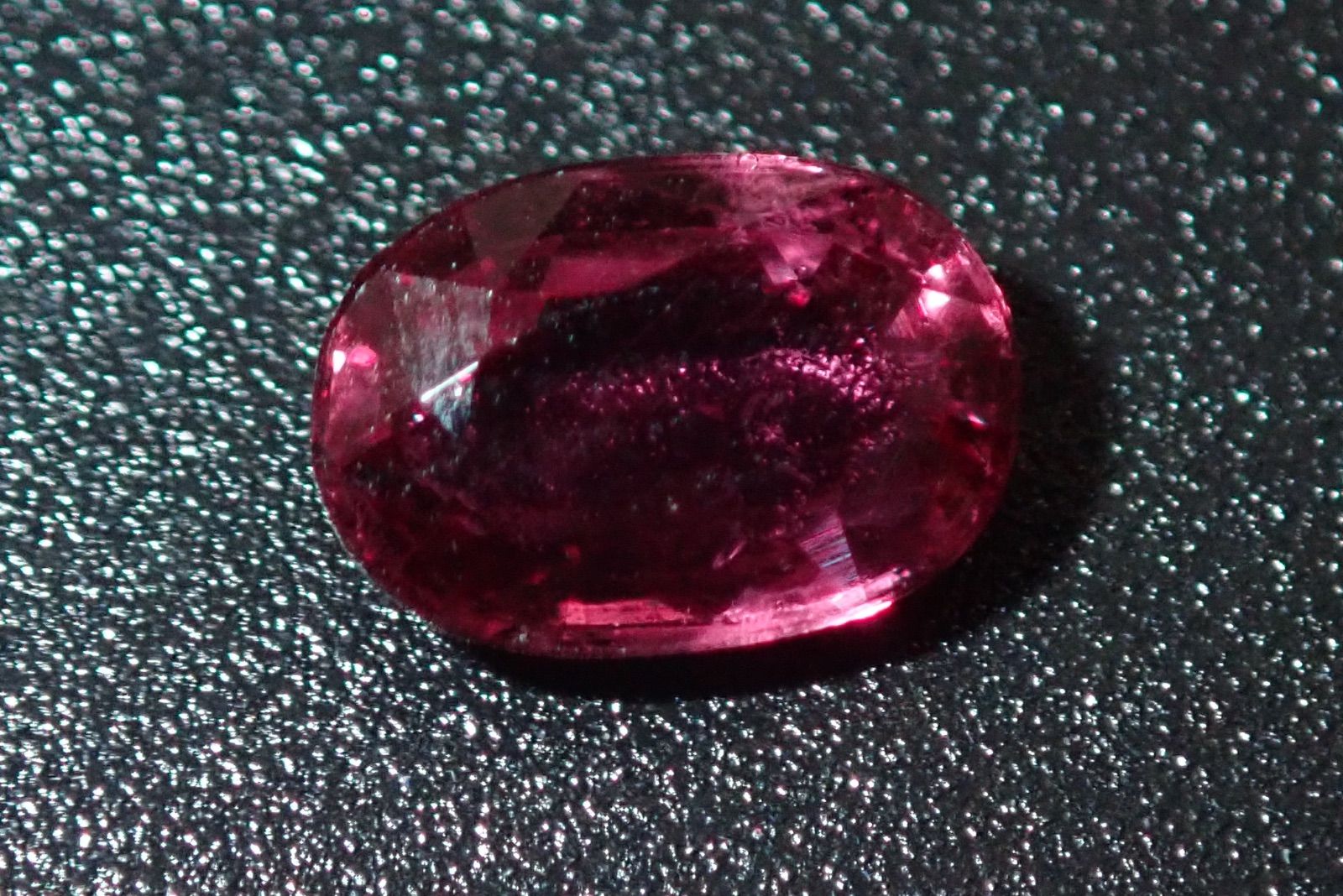天然ルビー0.522ct 約3×5mm ソーティング付き！-全国配送料無料