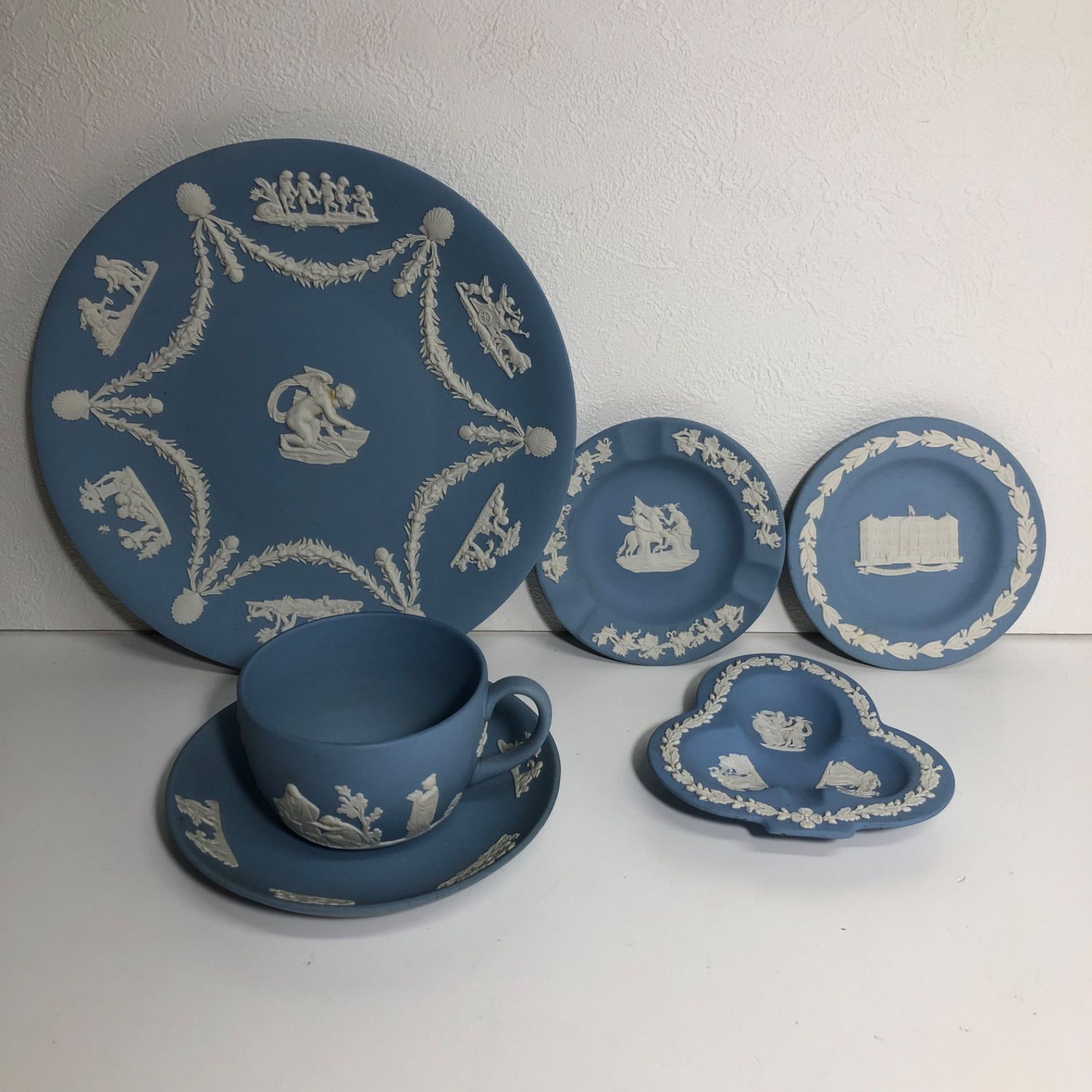 WEDGWOODの小型飾り皿 格安販売中 - 置物