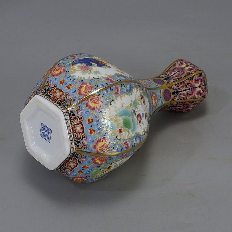 琺瑯彩蒔絵窓花鳥蒜頭瓶 景徳鎮 陶磁器 装飾品 現代工芸品 美術品 置物 琺瑯彩蒔絵窓花鳥蒜頭瓶 景徳鎮 陶磁器 装飾品 現代工芸品
