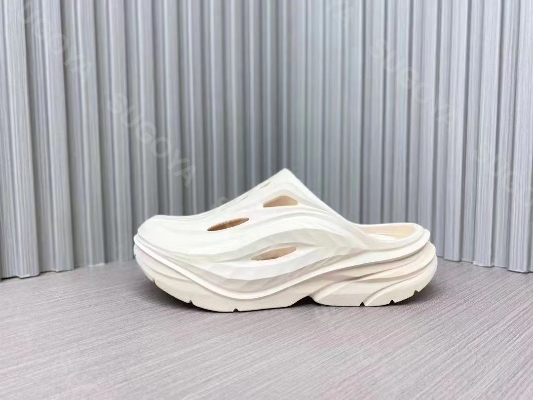 新品✨ HOKA ONEONE ORA RECOVERY MULE サンダル ホカオネオネ メンズ 人気商品 ベージュ