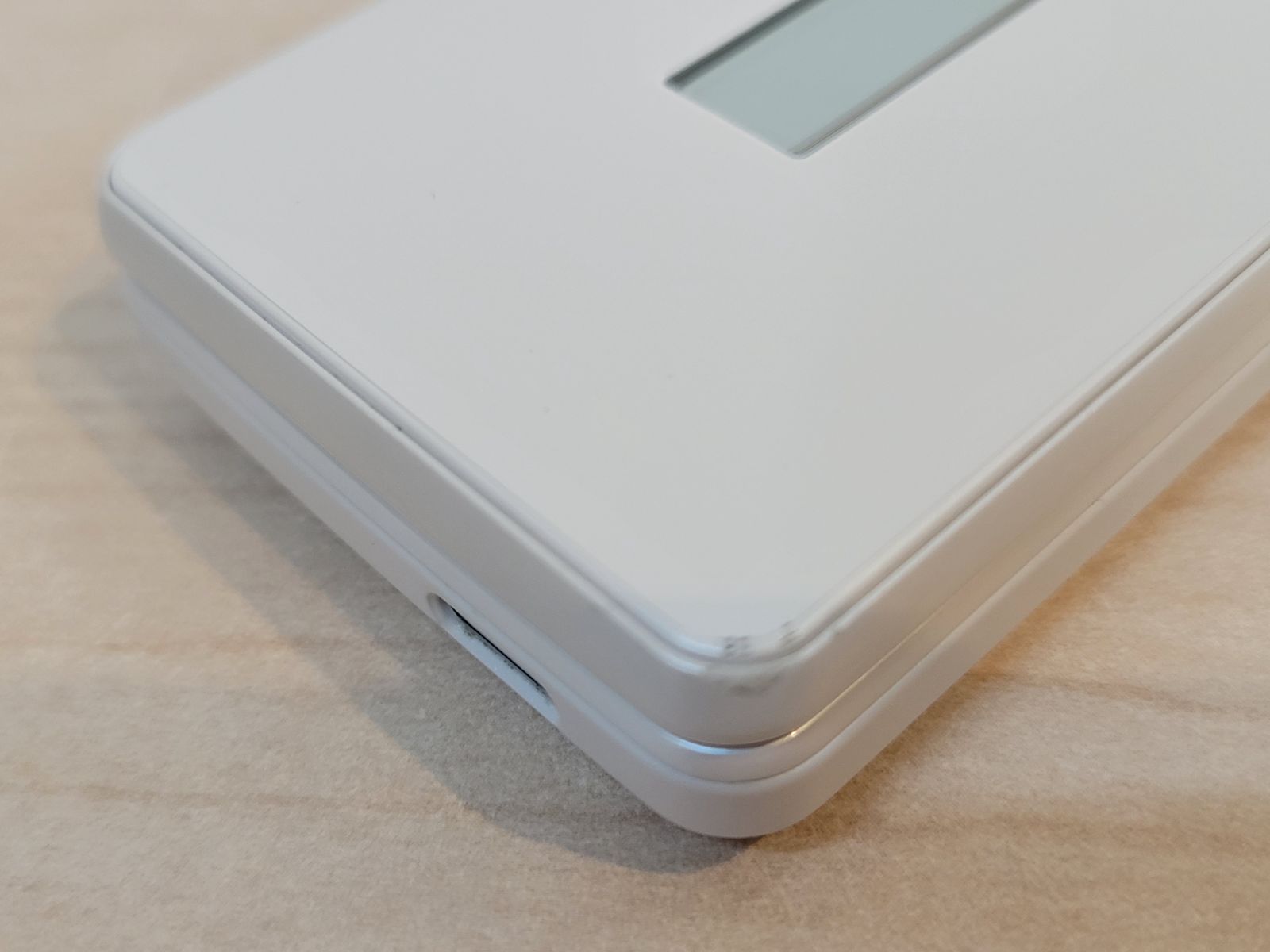 SoftBank SIMロック解除済み SHARP AQUOS ケータイ4 A206SH ホワイト