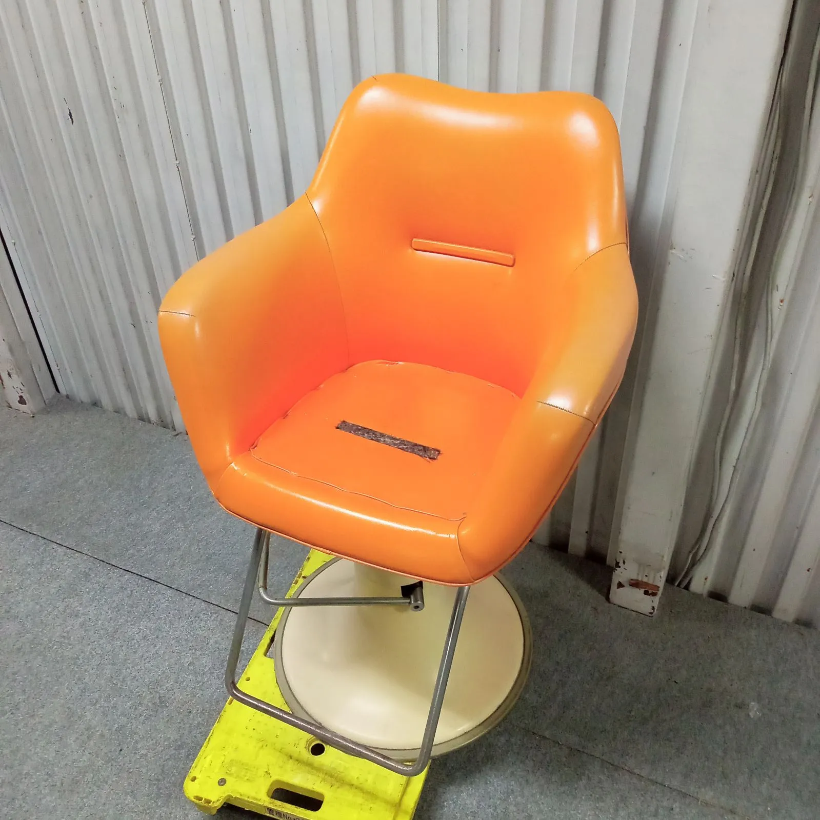 2026年最新】レトロ 床屋 椅子の人気アイテム - メルカリ