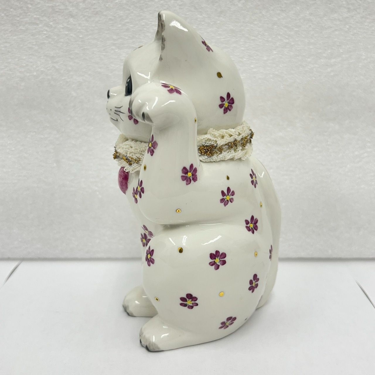 アイリッシュドレスデン IRISH DRESDEN ネコ置物フィギュリン