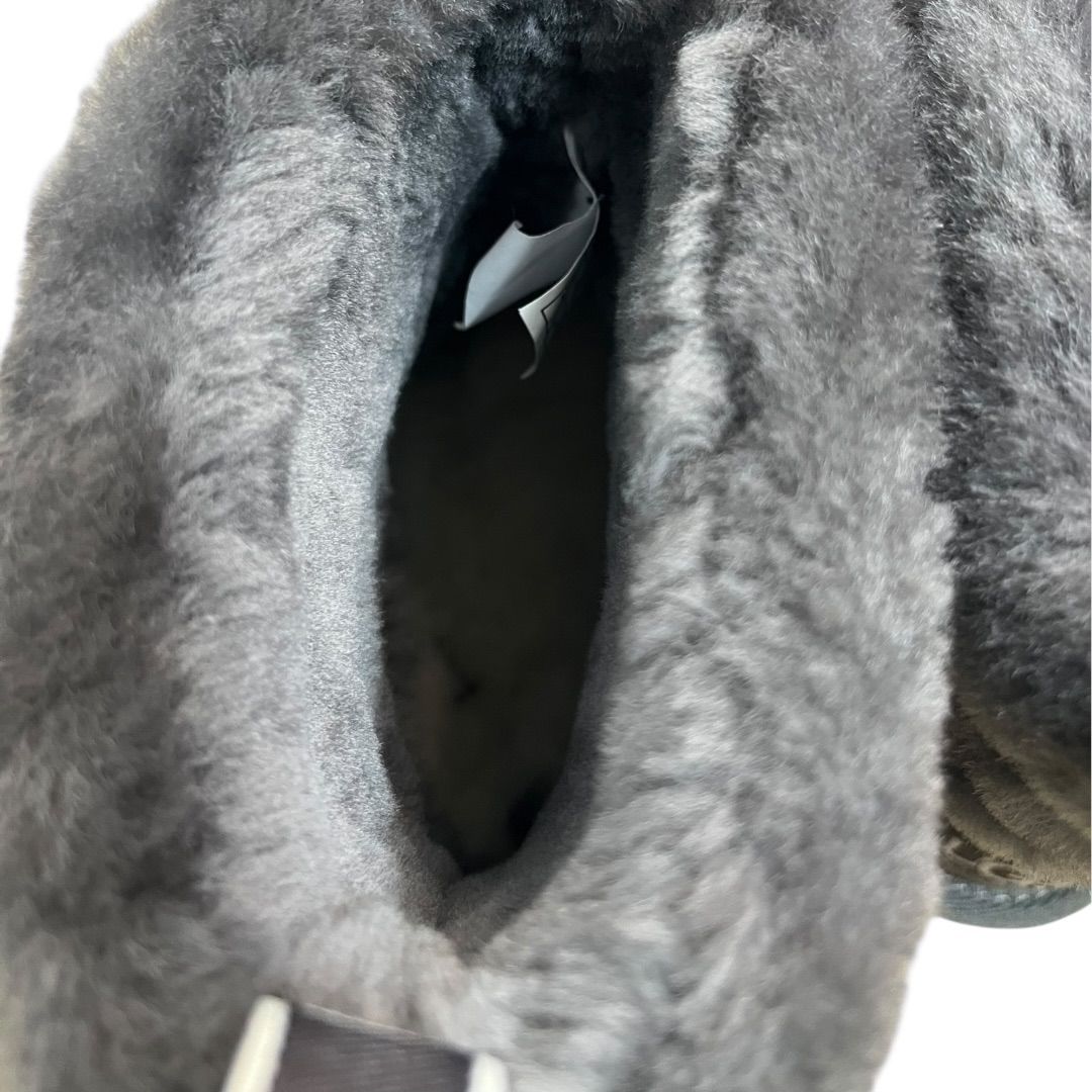 UGG フラッフミニキルテッドブーツ