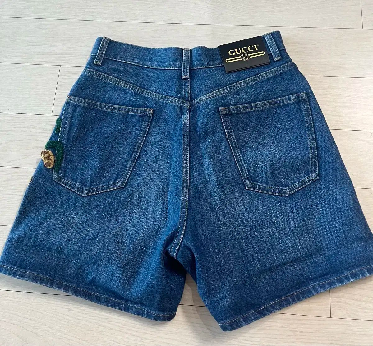 グッチデニムショーツ