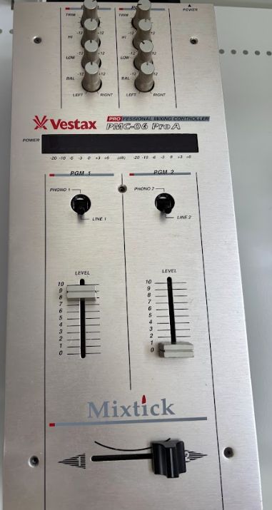 Vestax PMC-06 Pro A DJミキサー Vestax Pmc-06 Pro a DJ Mixing Controller Turntable Mixer | eBay