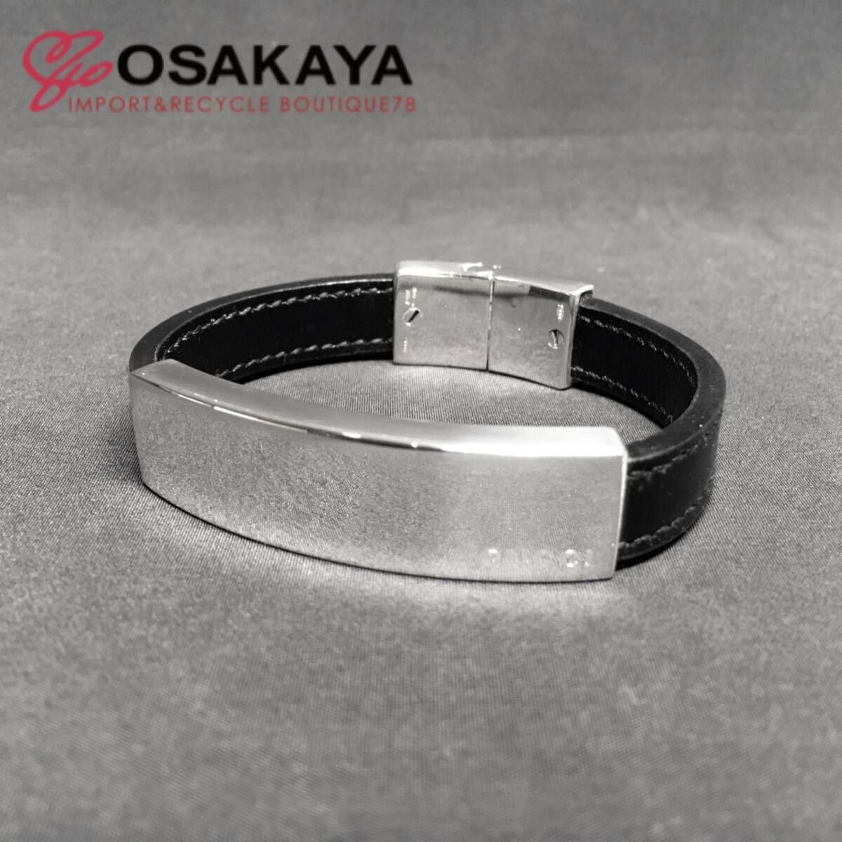 GUCCI グッチ バングル ロゴ プレート シルバー 925 GUCCI ロゴ入り