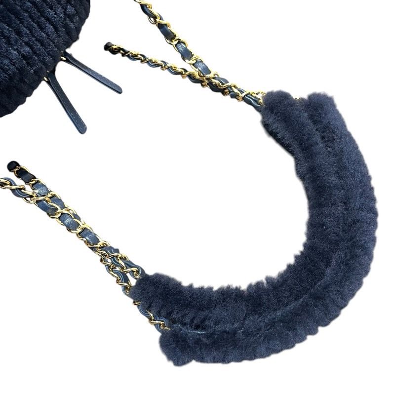 シャネル CHANEL ラージボーリングバッグ シフリングラムスキンブルー