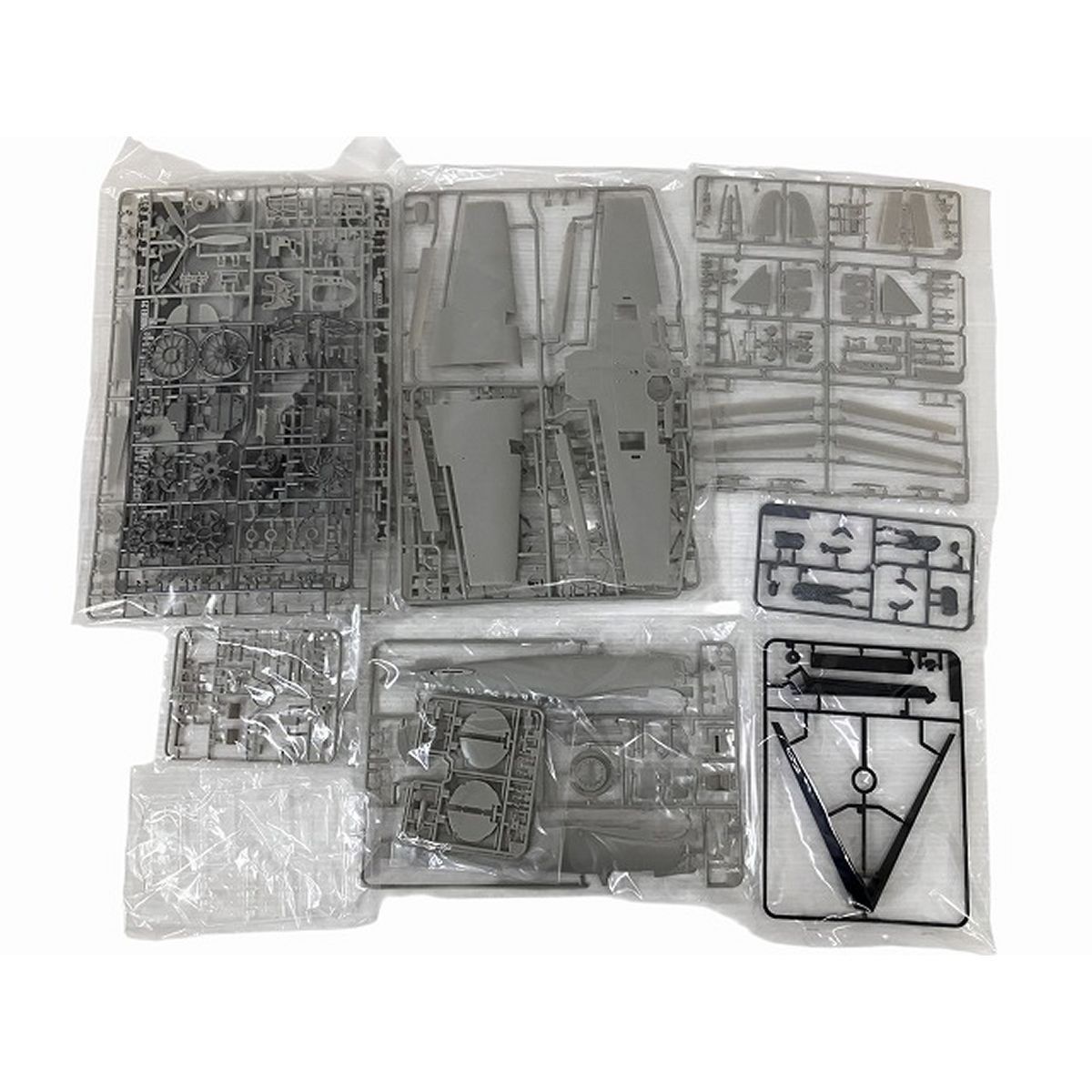 タミヤ 60317 三菱 海軍零式艦上戦闘機二一型 1 32 フルディスプレイモデル プラモデル 未組立 ジャンク O10390938