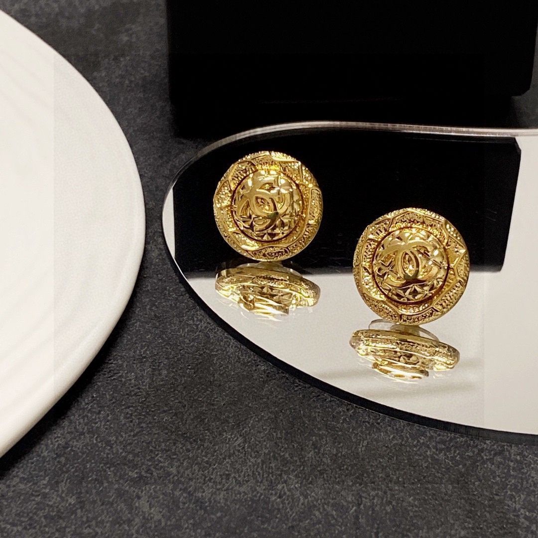 今日特価】Chanel シャネル ヴィンテージ イヤリング 新入荷 - メルカリ