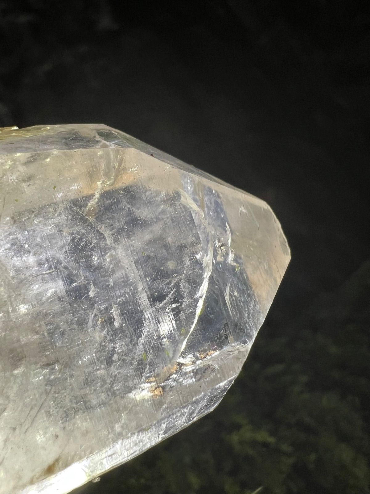 龍脈の精髄 水晶クラスタ「天と地を映す双面の輝き」※売上の一部を保護猫活動に使用 龍脈の精髄 水晶クラスタ「天と地を映す双面の輝き」※売上の一部を保護