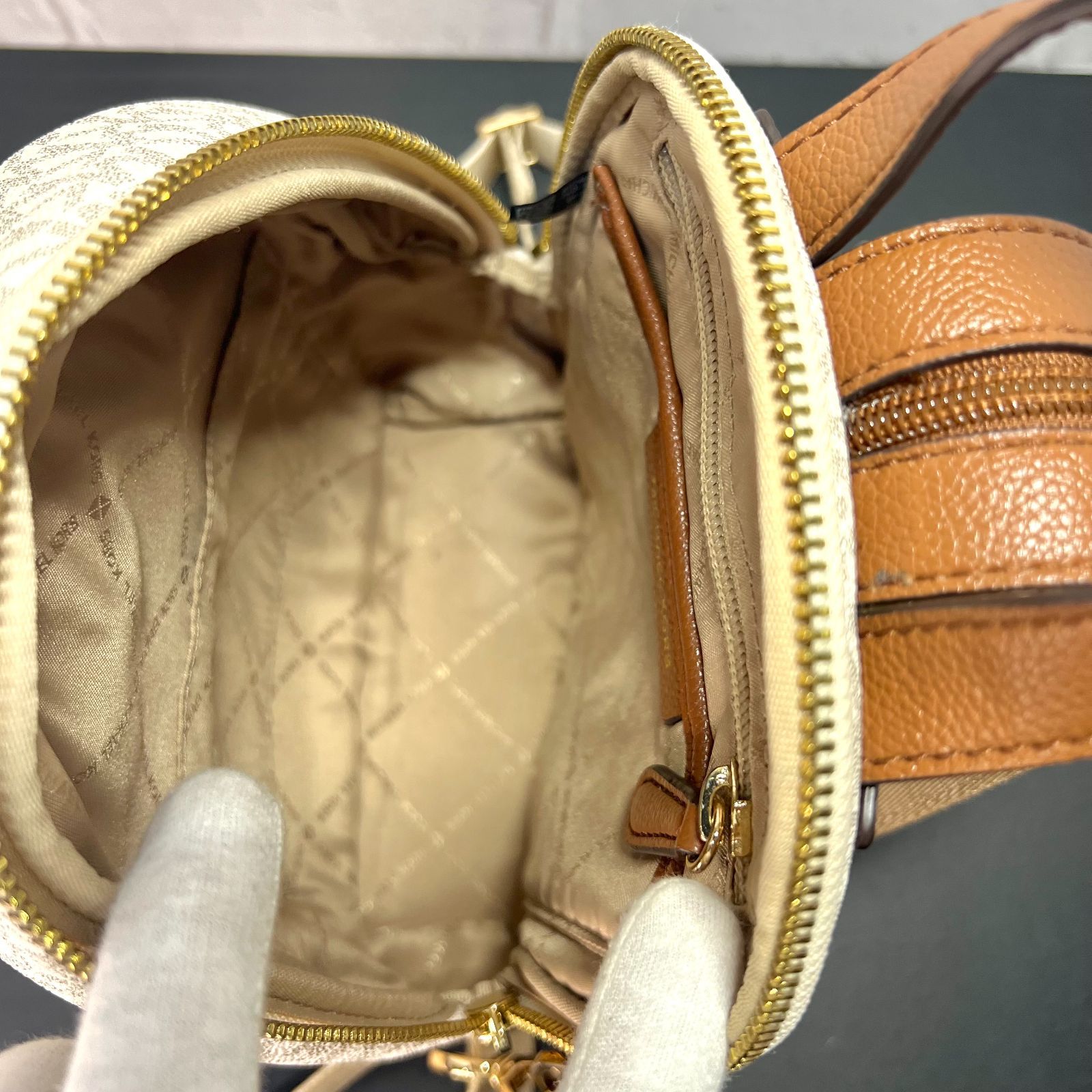 MICHAEL KORS／マイケルコース エリン コンバーチブル シグ