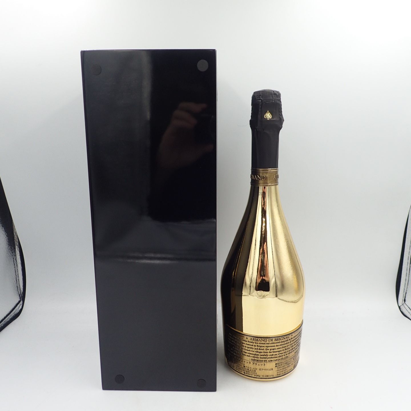 5メルカリ最安値【未開封】アルマンドブリニャック ゴールド 750ml 正規品 未開封 アルマンド ゴールド 750ml - メルカリ