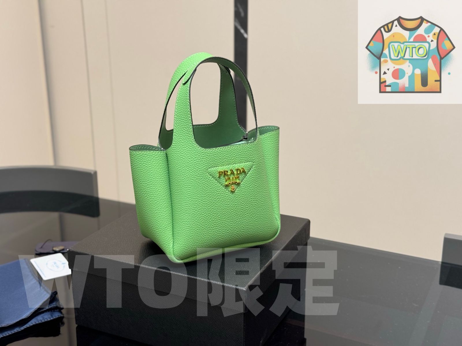 PRADA トートバッグ キャメル スモール レザー トートバッグ | PRADA