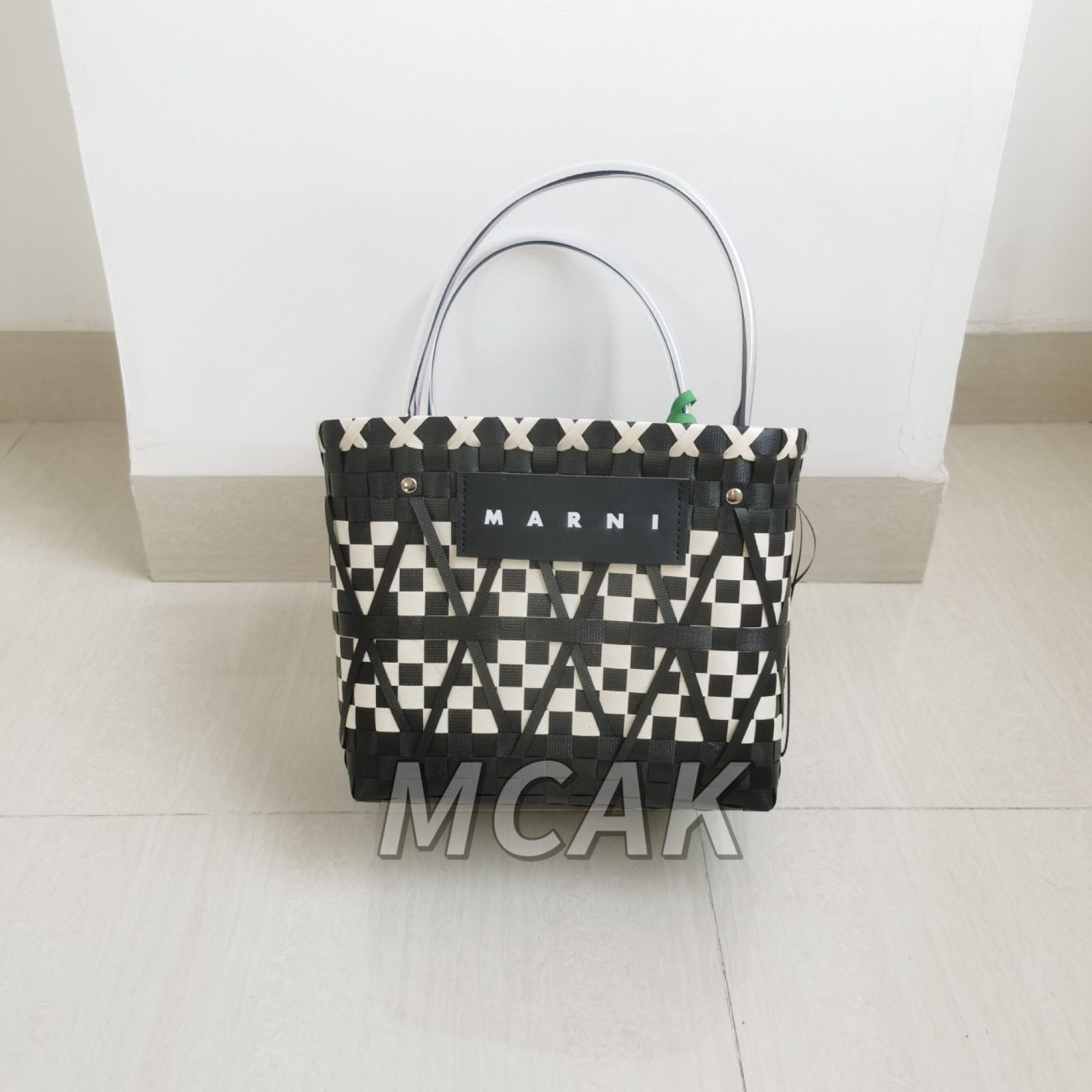 美品  MARNI MARKET マルニマーケット ファッション レディース バッグ ハンドバッグ ピクニックバッグ かごバッグ ブラック