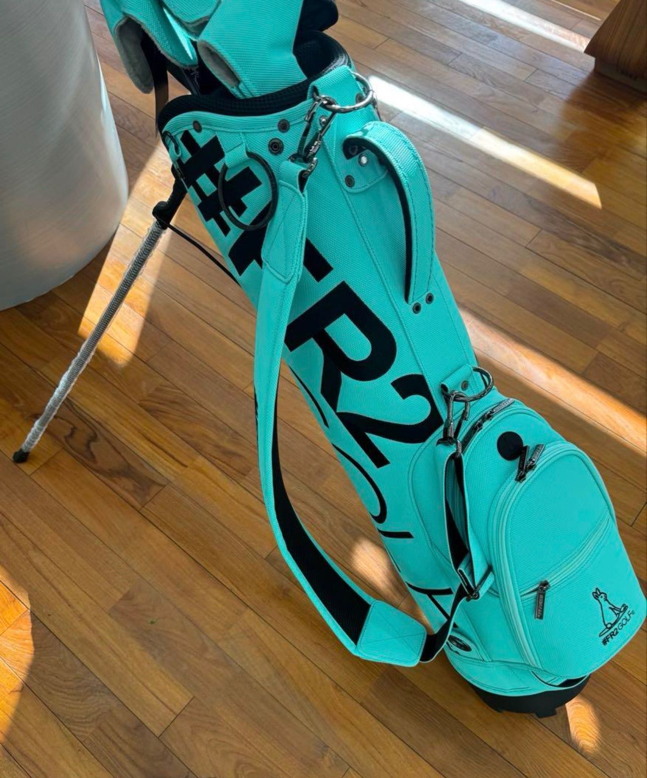 新品 FR2 GOLF 沖縄限定 7.5インチ キャディバッグ ターコイズブルー 新品 FR2 GOLF 沖縄限定 7.5インチ キャディバッグ ターコイズ
