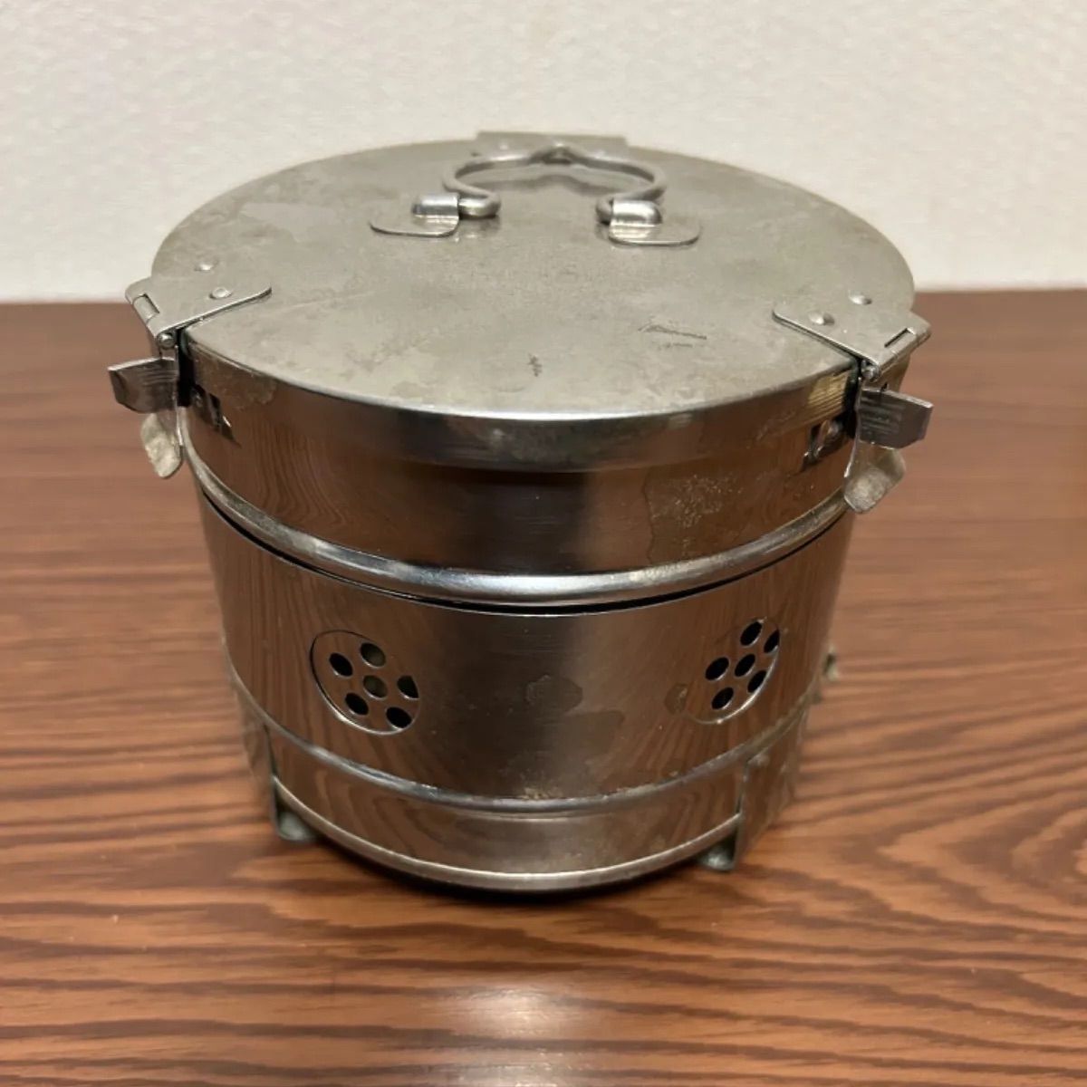 レトロ】ステンレス缶 丸型カスト 缶煮沸消毒器 - メルカリ