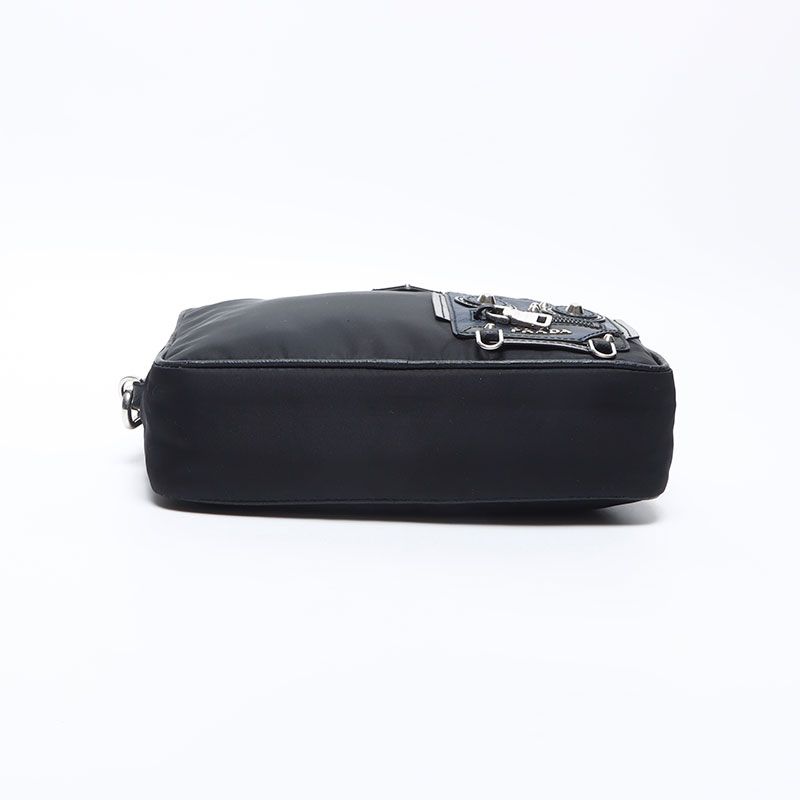 PRADA プラダ クラッチバッグ ロボット パッチ ナイロン - メルカリ 