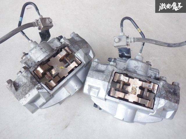 Y51，V36，アケボノリアブレーキキャリパーとスロット付きリアローター