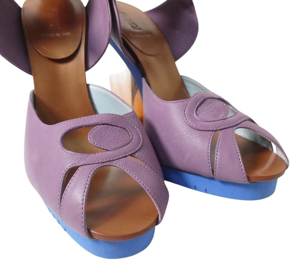 新品同様 FENDI フェンディ サイズ36.5 約23.5㎝ レザー クリスタル