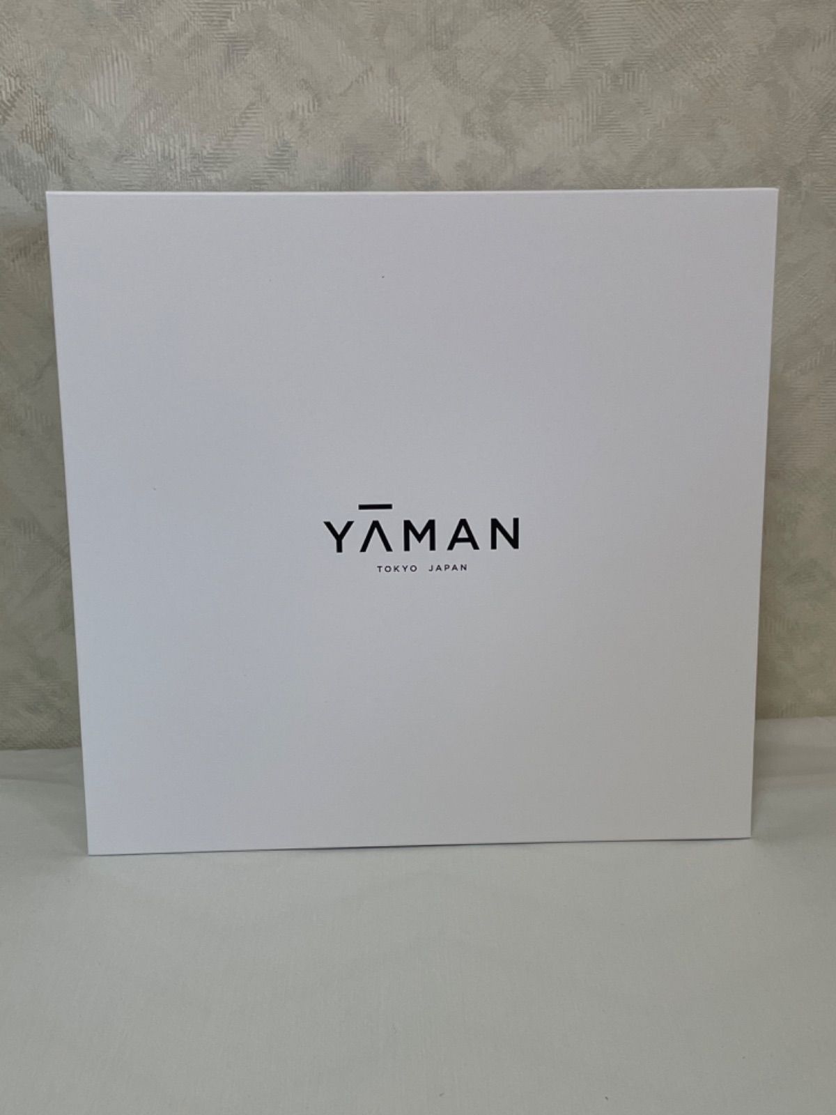 新品】 YA-MAN ヤーマン リフトドライヤーホワイト 「美顔器機能」を
