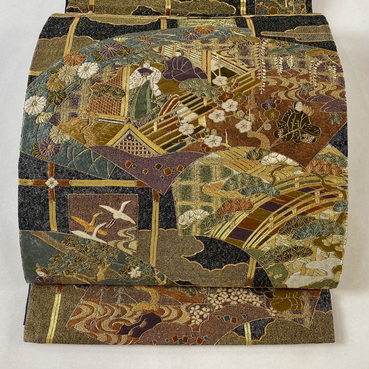 袋帯 扇面 人物 刺繍 金銀糸 墨色 お太鼓柄 正絹