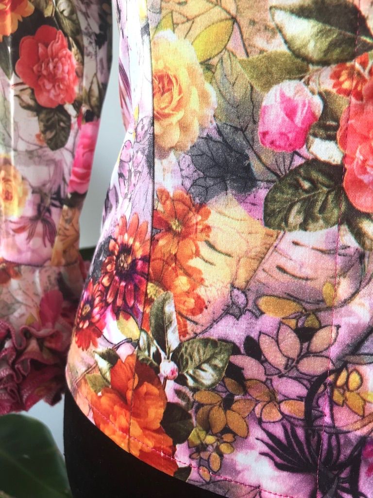 フラメンコ デザイナーズ ブラウス ピンク系マルチカラー花柄