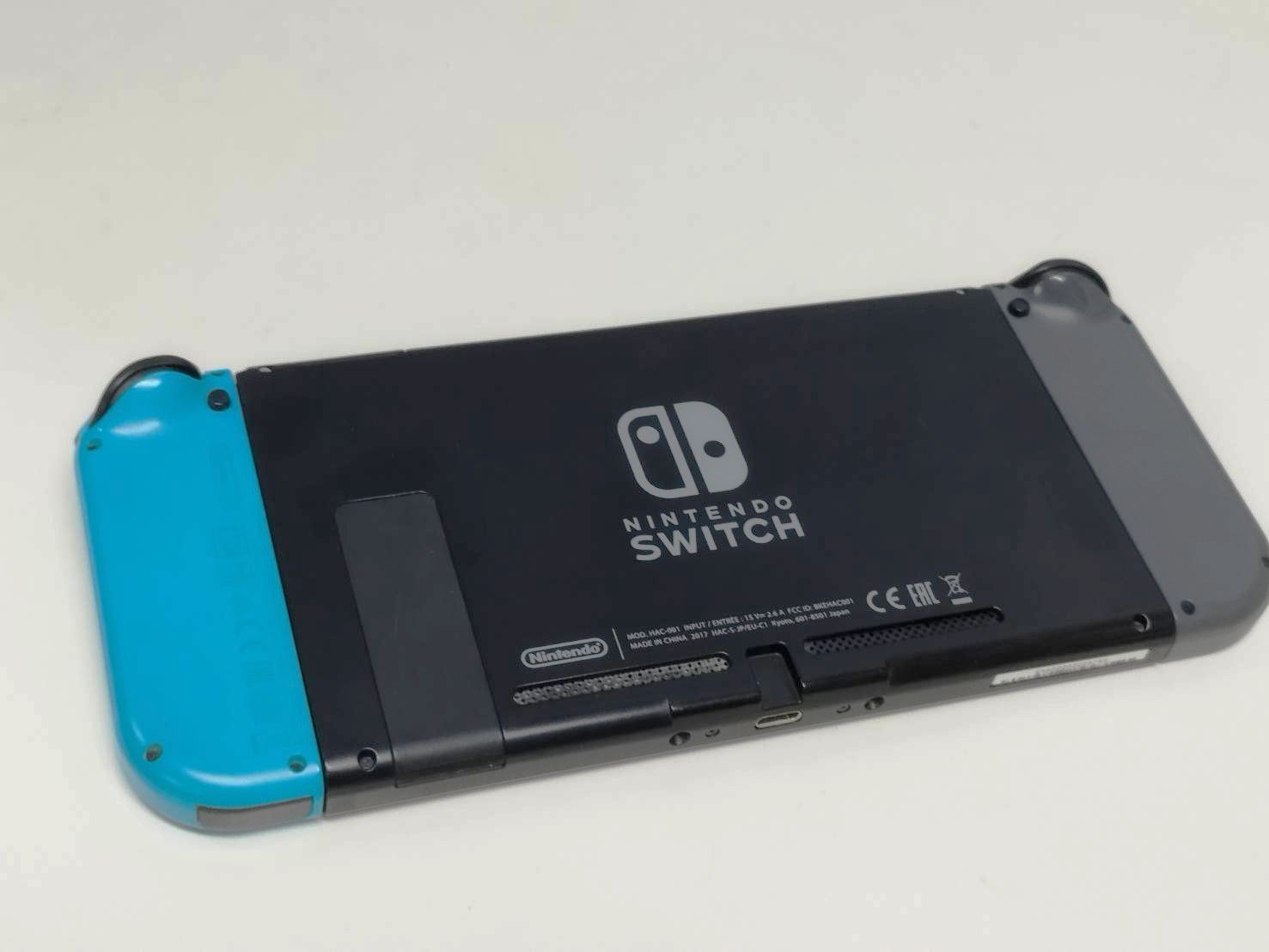 ▽ Nintendo Switch HAC-001 2017年製 Nintendo Switch - Nintendo Switch 本体 HAC-001 2017年製の